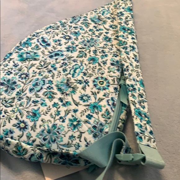 Vera Bradley large sling backpack - Picture 3 of 3